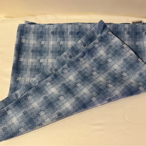 Miulee pack of 2 Light Blue Throw Pillows covers. - Picture 7 of 8